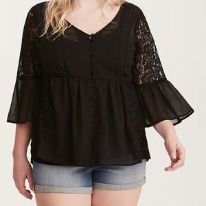 🔥Torrid Black Lace Inset Bell Sleeve Babydoll
